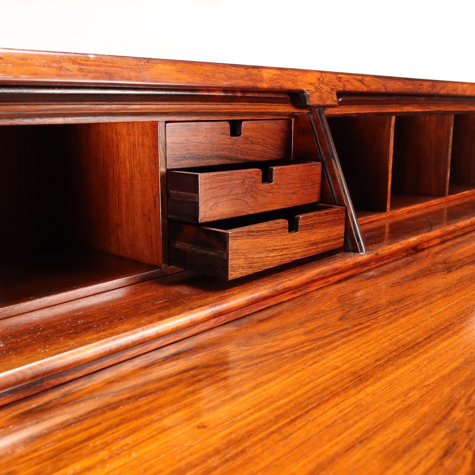 Scrittoio '530' di Gianfranco Frattini per Bernini anni '60 In condizioni ottime in vendita a Milano, IT