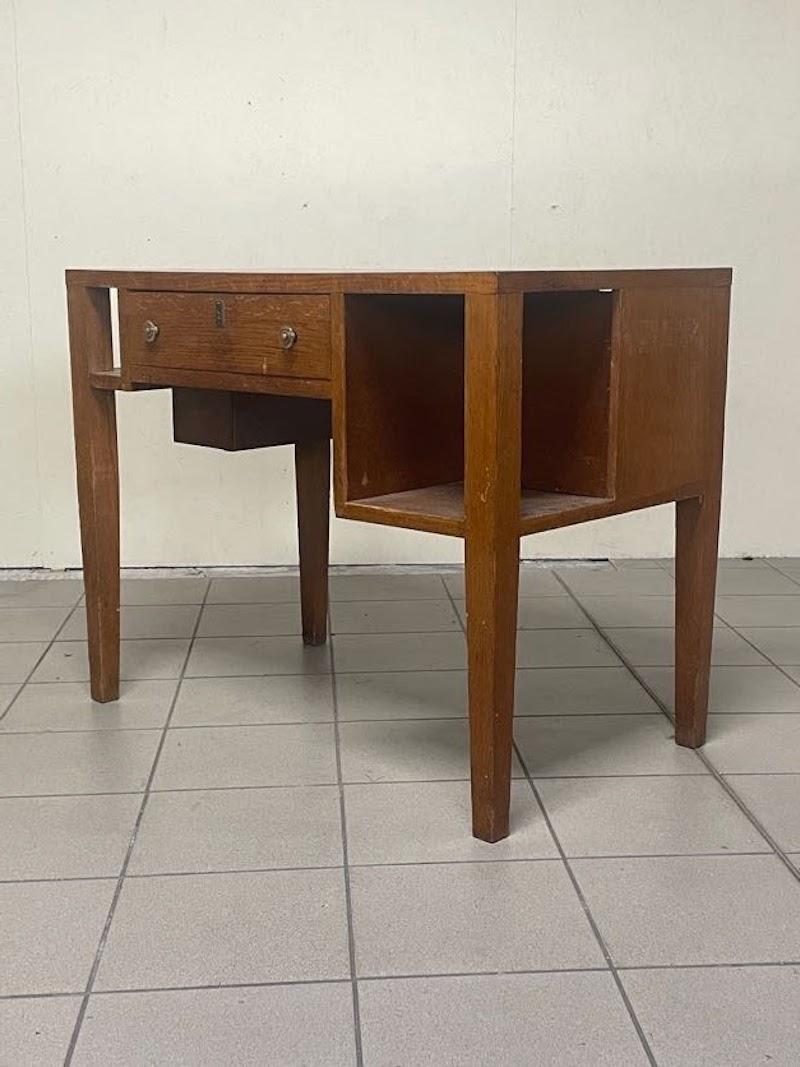 1930er Schreibtisch im Angebot 9