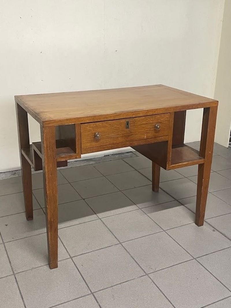 1930er Schreibtisch im Angebot 10