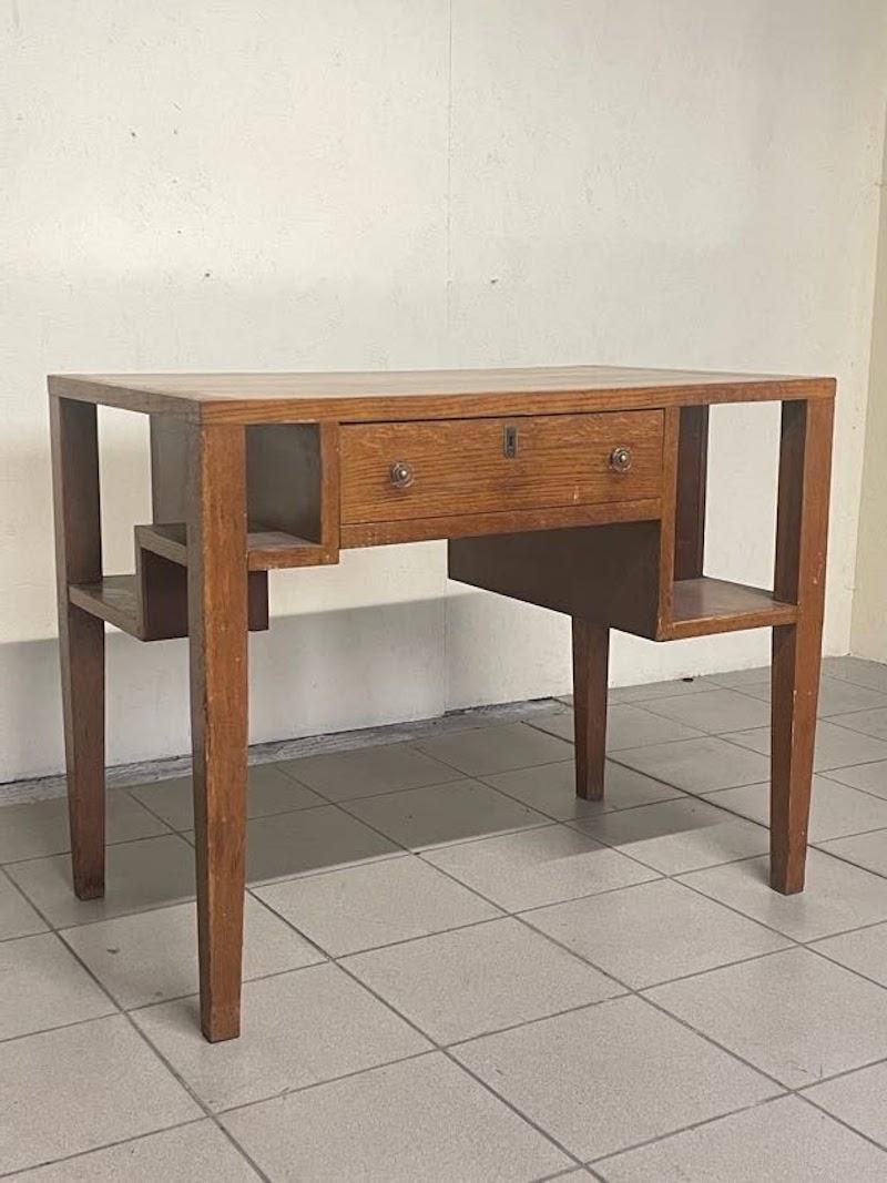 1930er Schreibtisch im Zustand „Gut“ im Angebot in SAN PIETRO MOSEZZO, NO