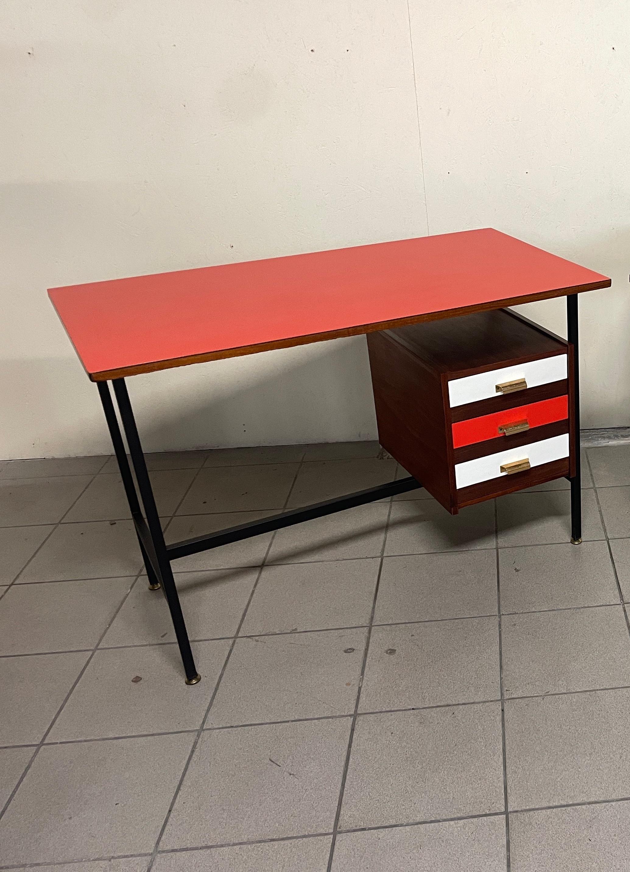 1960s desk top in colorful formica For Sale 2