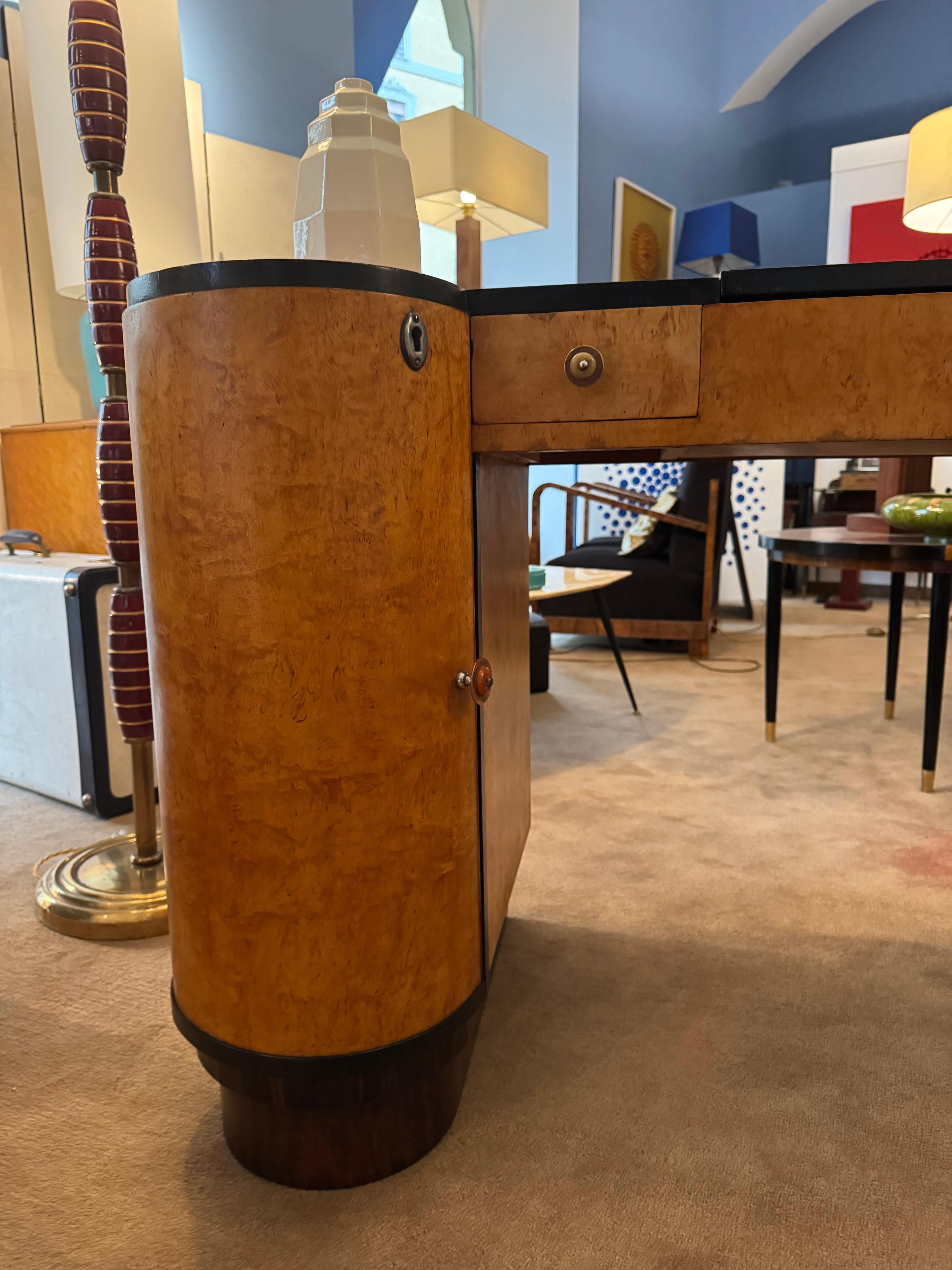 Escritorio modernista art déco 3