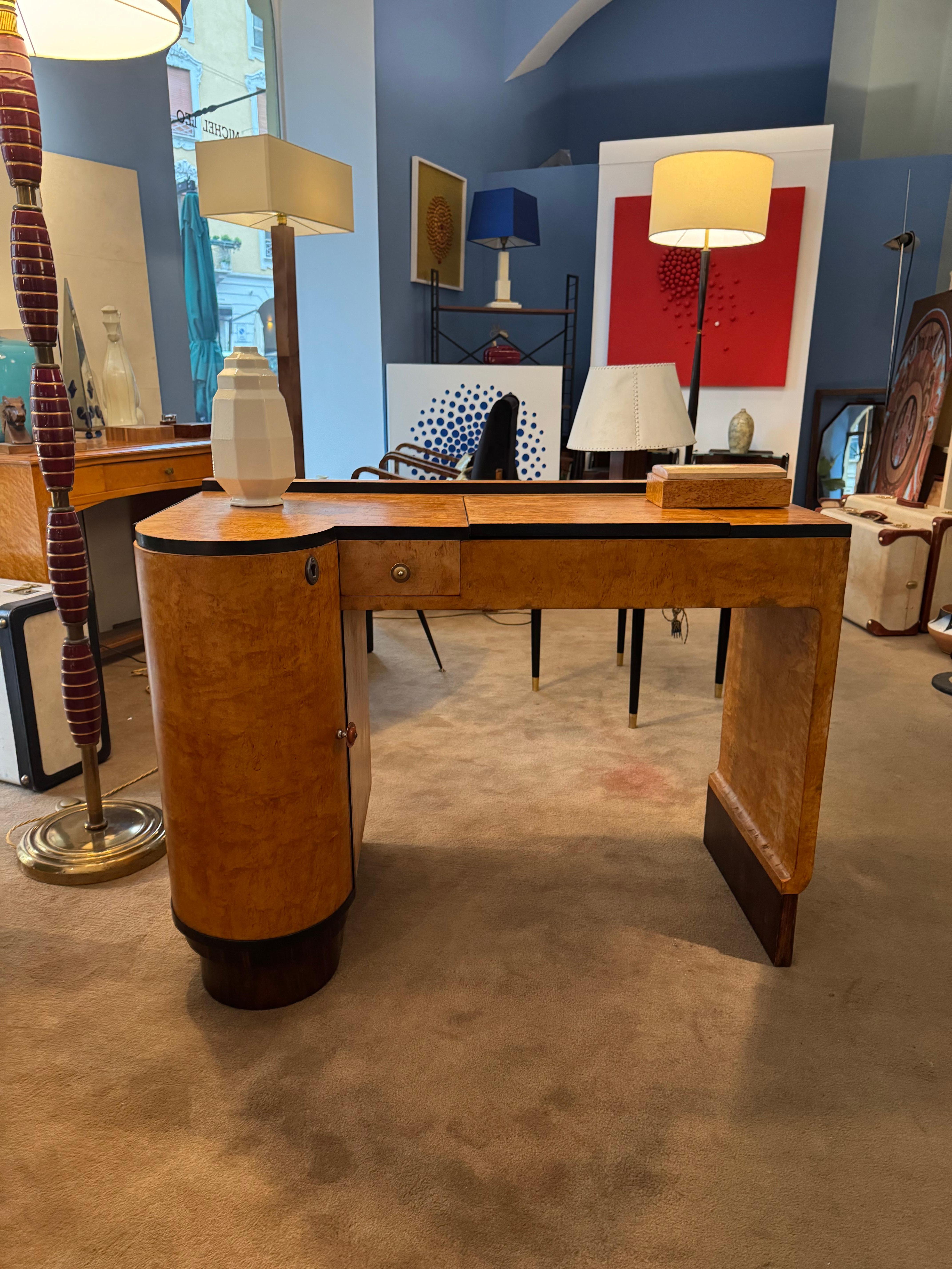 Escritorio modernista art déco 5