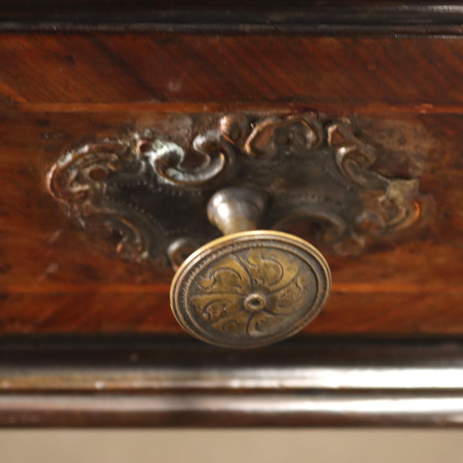 Scrittoio Barocchetto Lombardo secondo quarto XVIII secolo in vendita 4