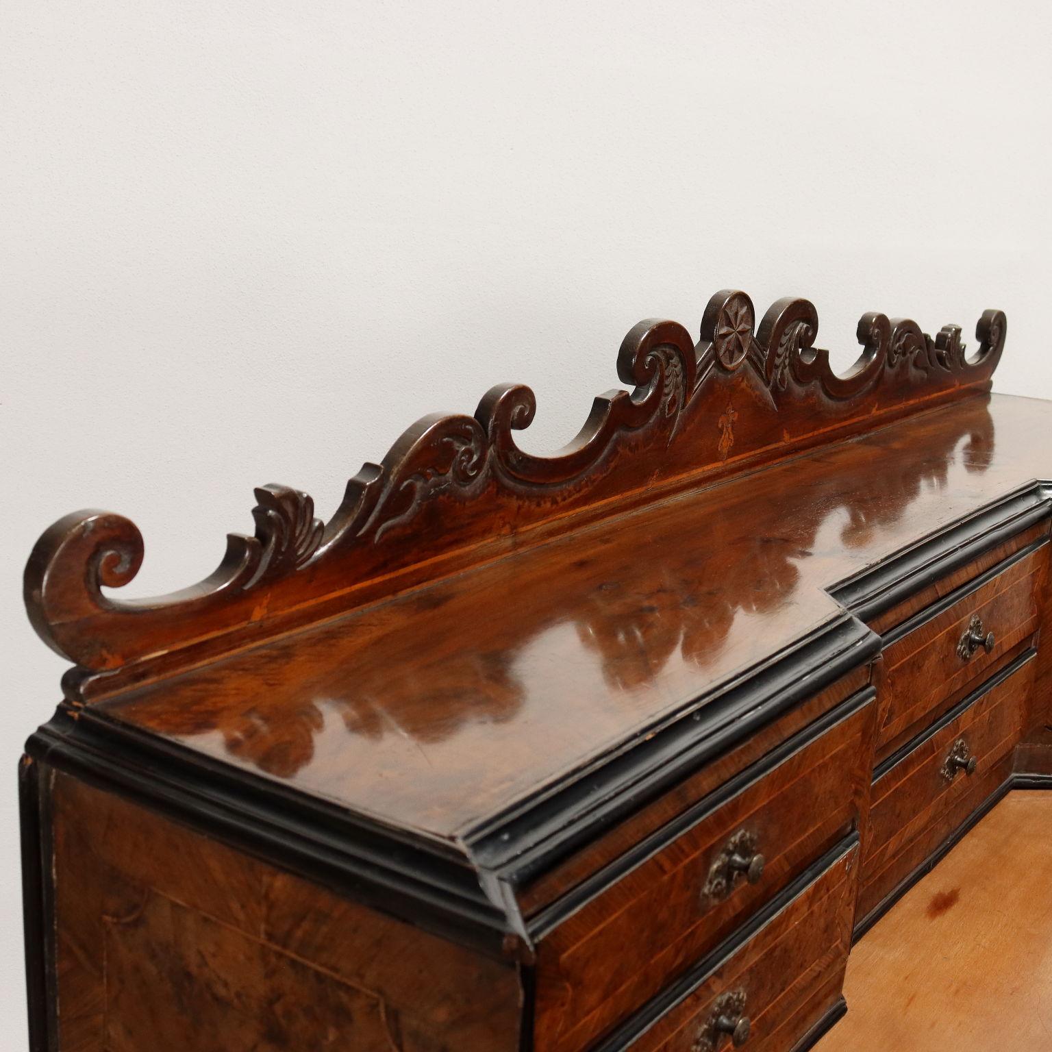 Scrittoio Barocchetto Lombardo secondo quarto XVIII secolo In condizioni discrete in vendita a Milano, IT