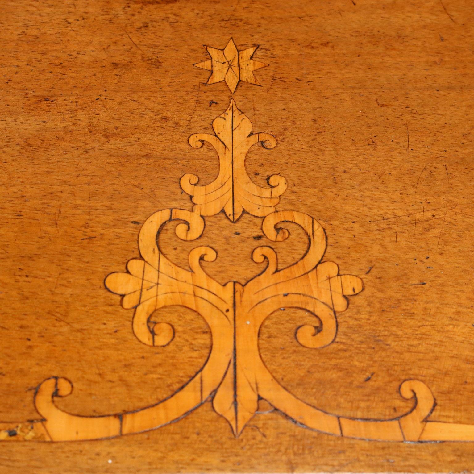 Scrittoio Barocchetto Lombardo secondo quarto XVIII secolo in vendita 1