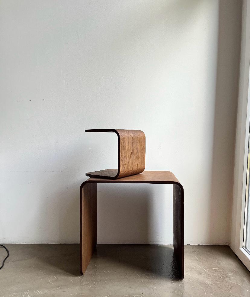 European Children's desk with matching stool made of curved wood For Sale