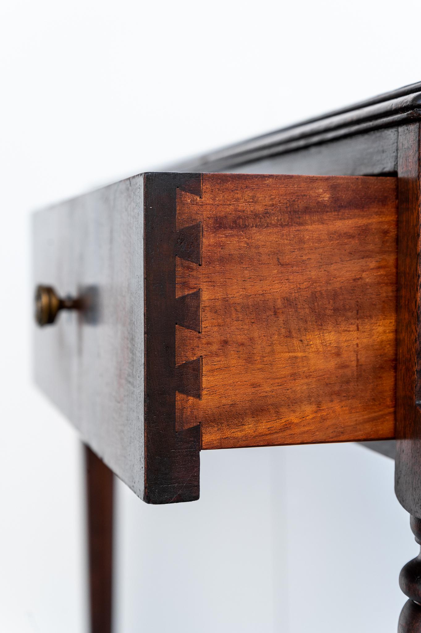 Scrittoio H. Morris & Co. Glasgow , Anni '50 1