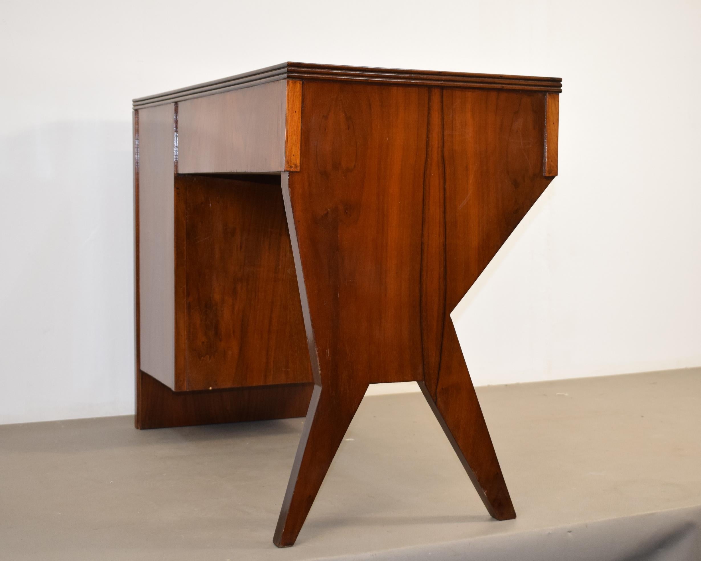 Wooden writing desk, Italy, 1940s. 1