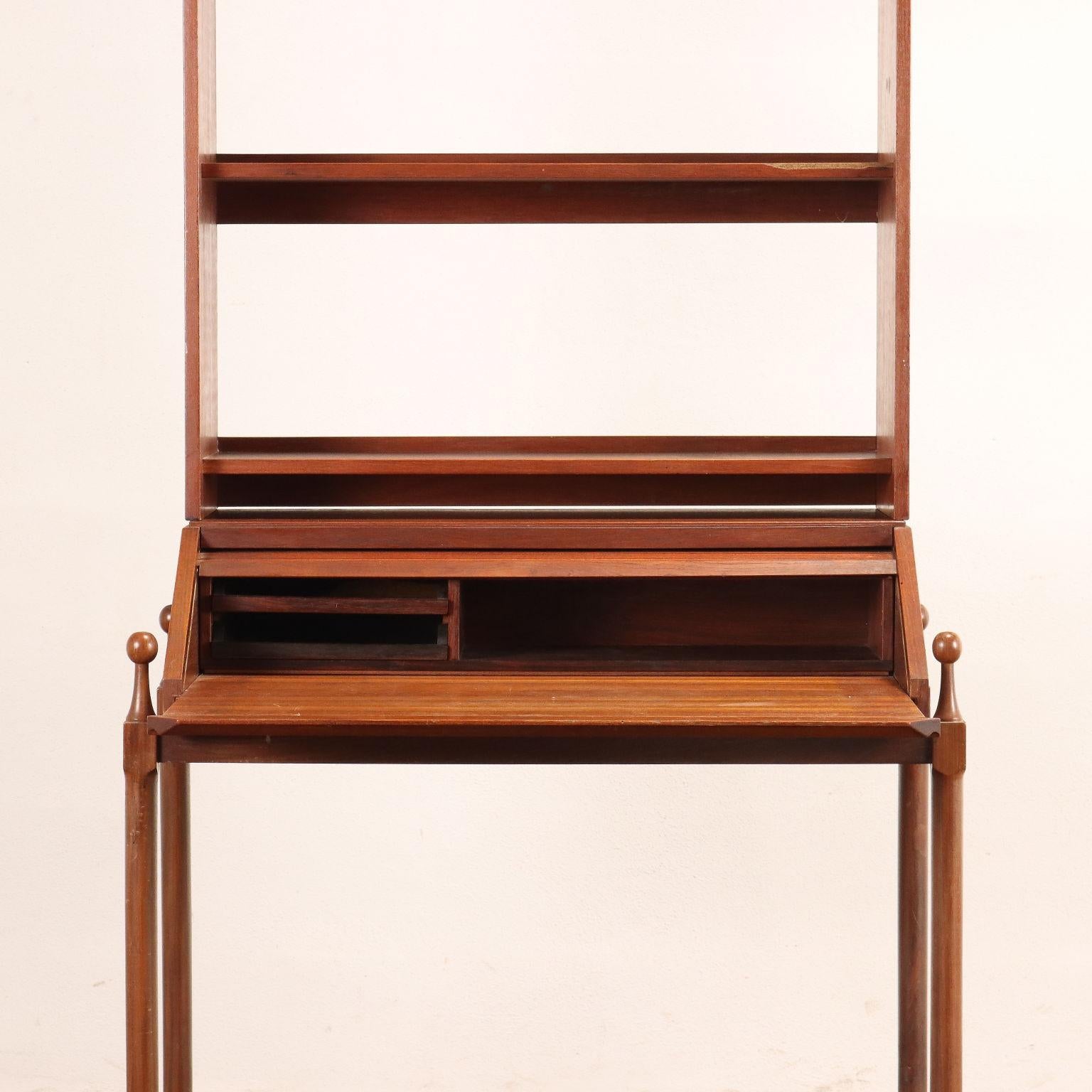 Proserpio Vintage 60s Teak Furnier Holz Schreibtisch im Zustand „Gut“ im Angebot in Milano, IT