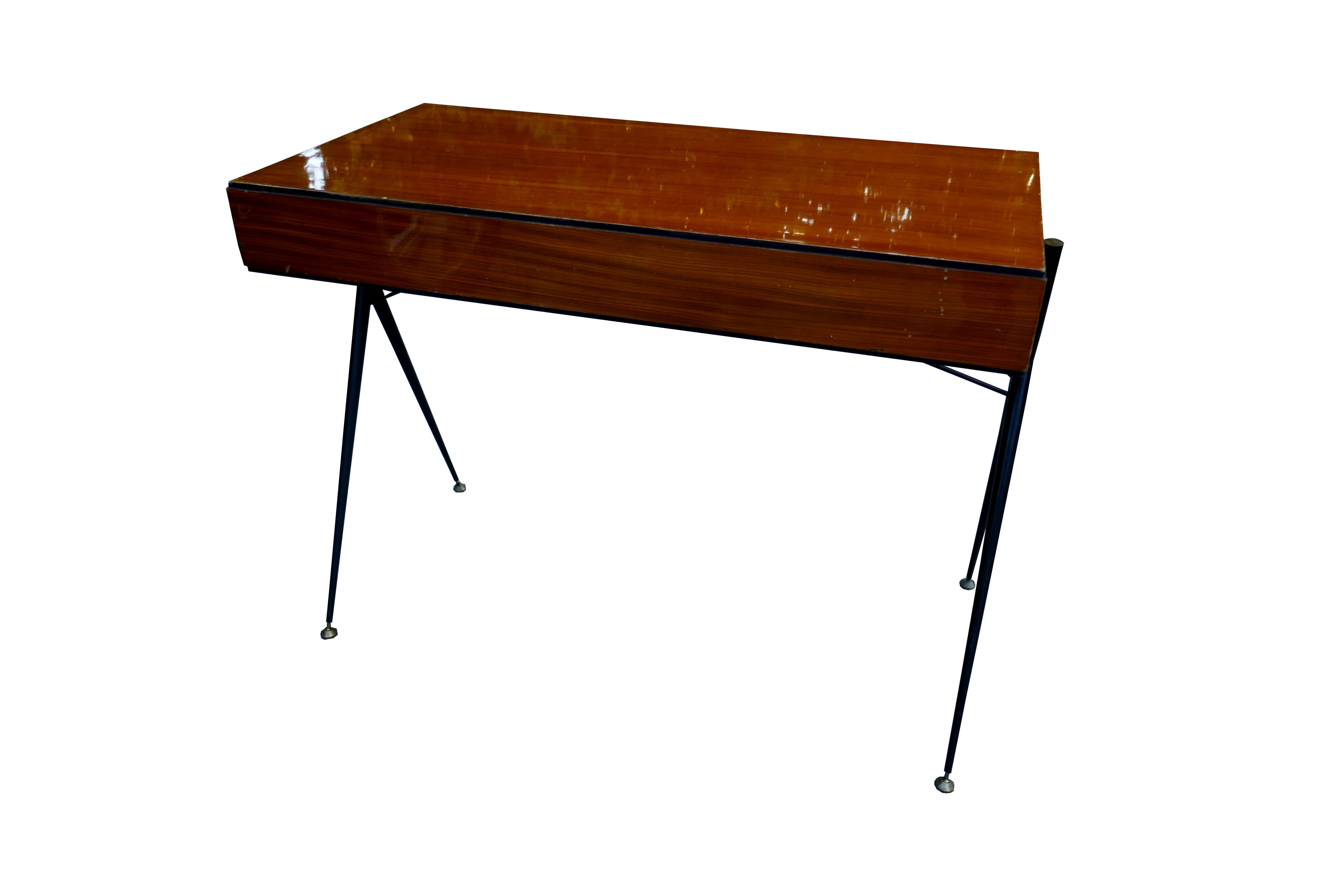 Mid-Century Modern Desk attributed to Silvio Cavatorta  For Sale