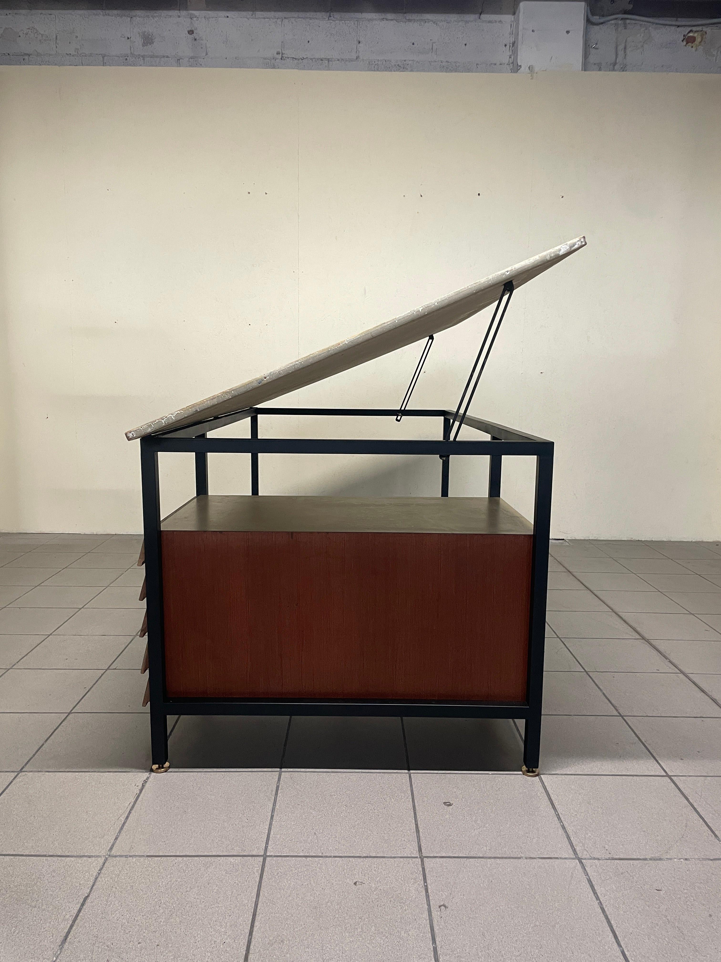 Bureau à plateau basculant 1960 en vente 6
