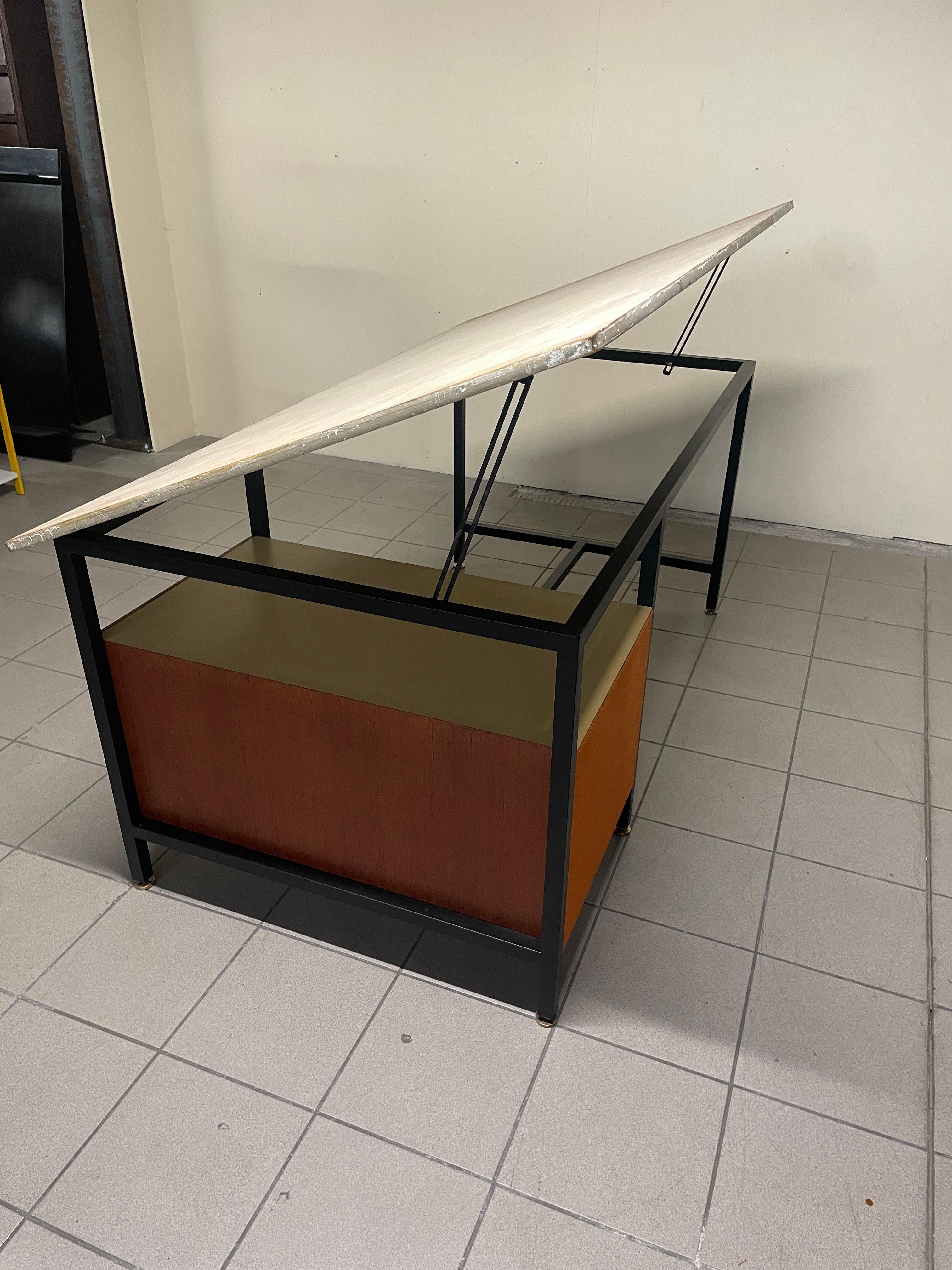 Bureau à plateau basculant 1960 en vente 7