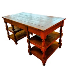Desk with "open" shelves from 1850 Italian