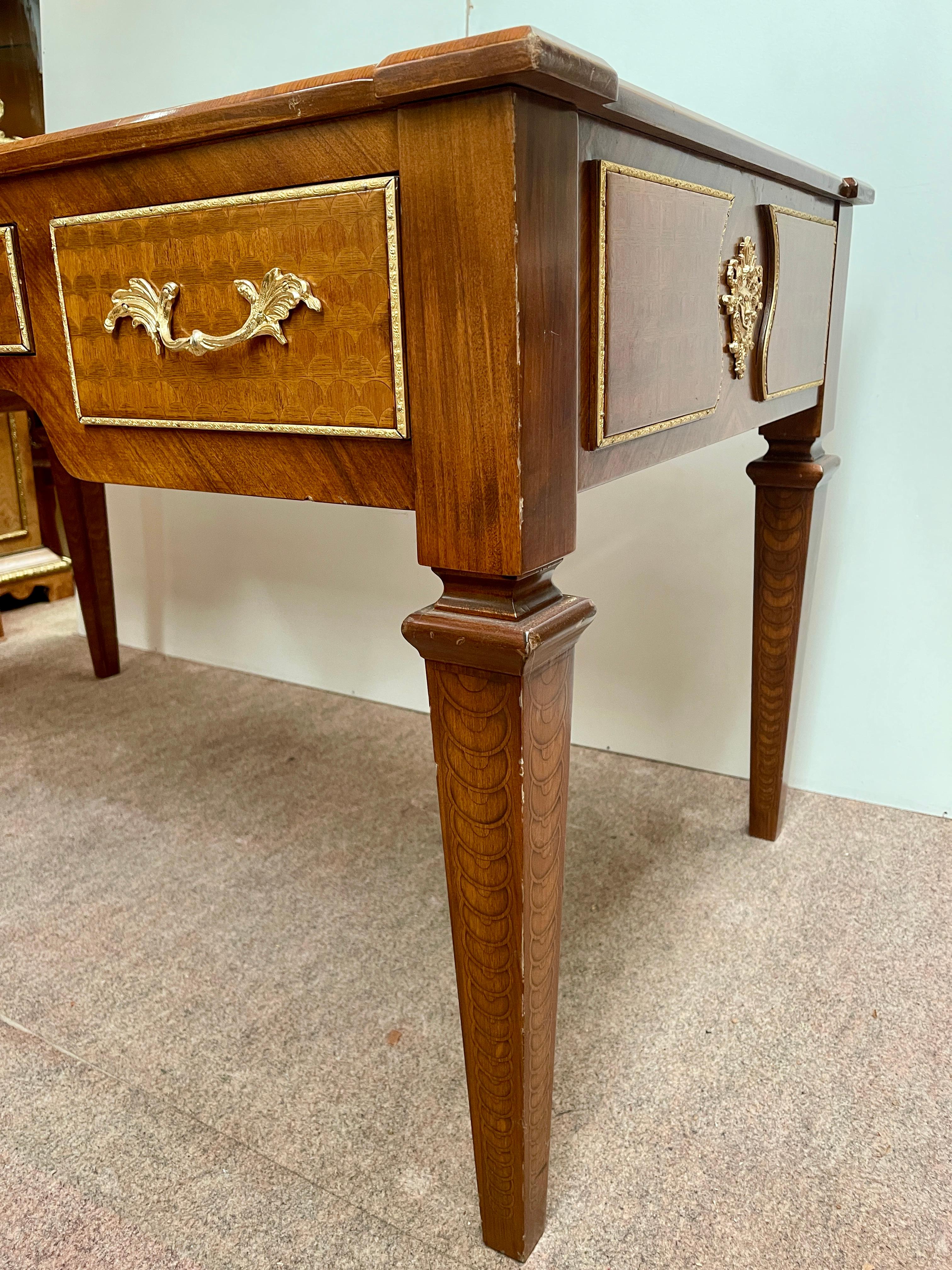 Bronze Classic Italian Style Studio Desk in 1980s Inlaid Wood and Leather For Sale