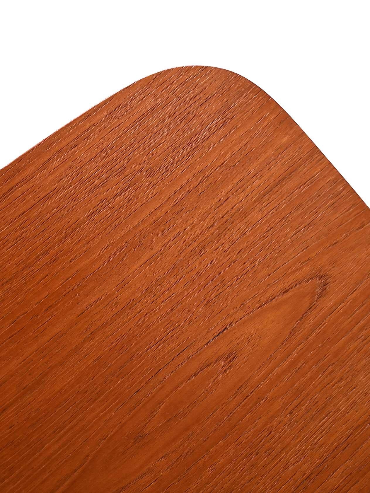 Danish desk from the 1960s by Gunnar Nielsen In Good Condition For Sale In Brescia, IT