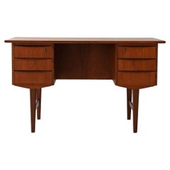 Danish freestanding desk from the 50s/60s