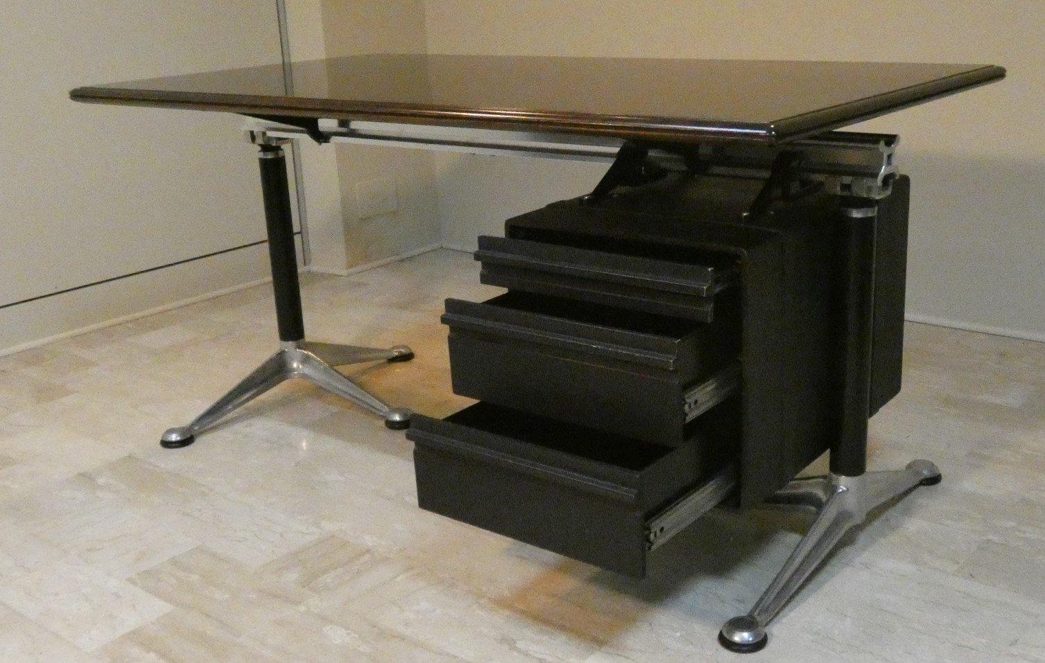 Der Schreibtisch von Bruce Burdick für Herman Miller (Late 20th Century) im Angebot