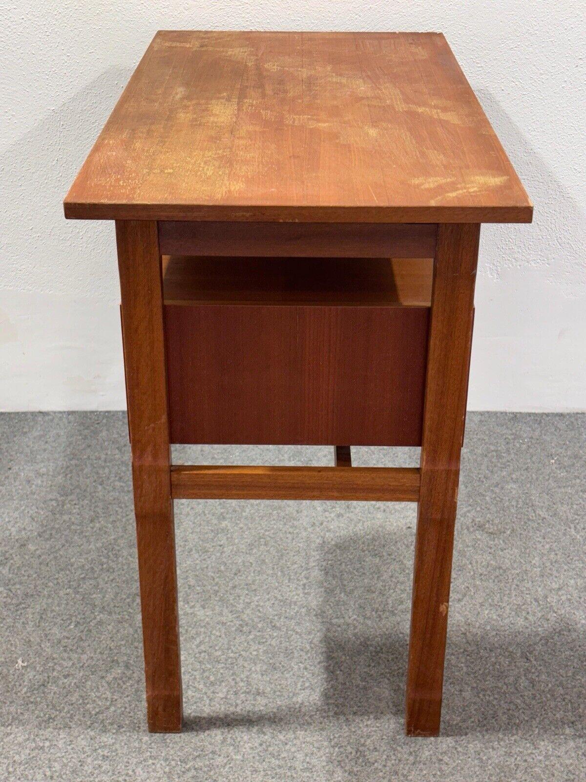 Mid-20th Century Scrivania in legno Gianfranco Frattini Attr. 1960’s Italy Design in vendita