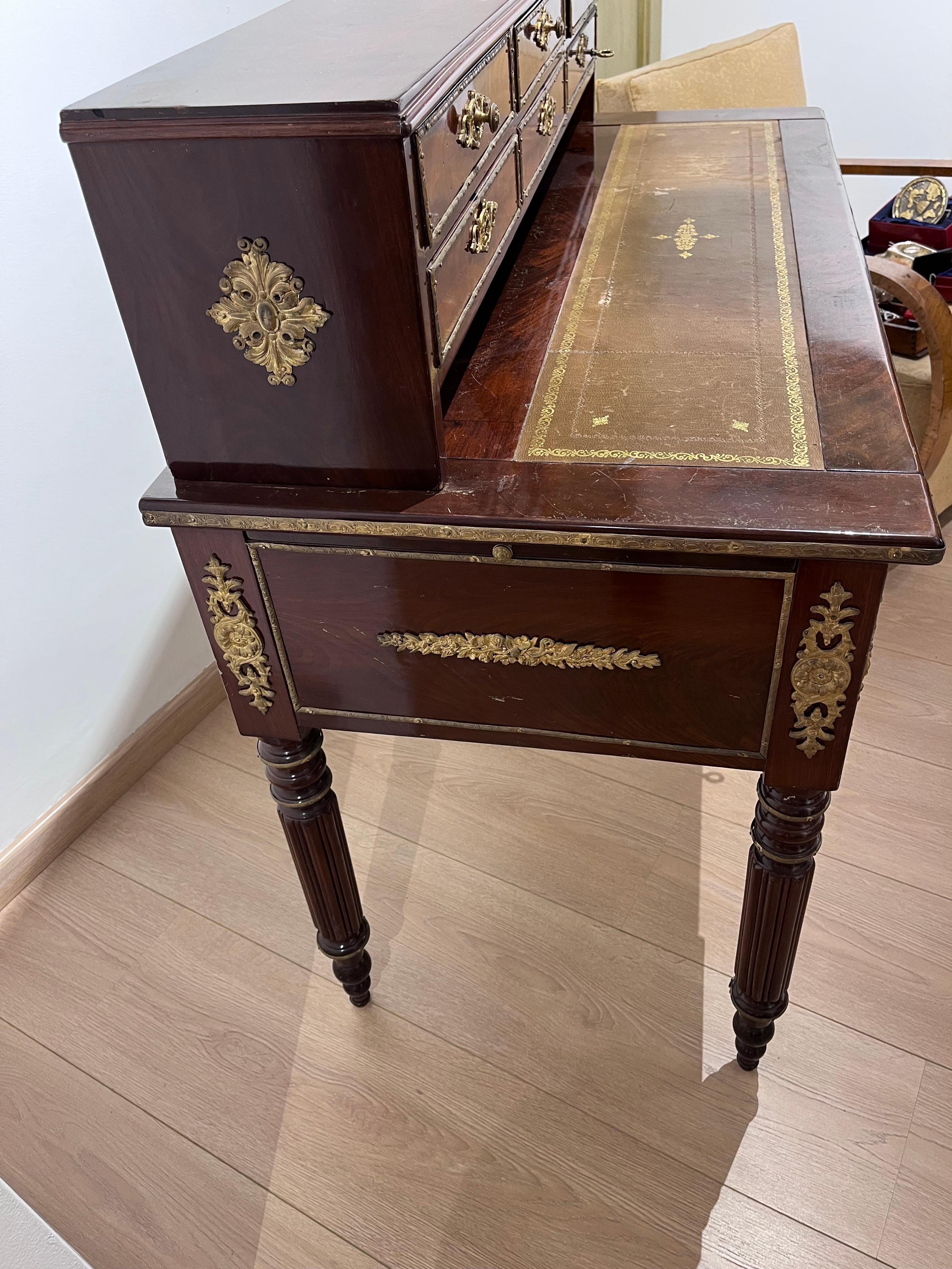 Mahogany Centrepiece Desk with Drawers France 19th Century For Sale 4