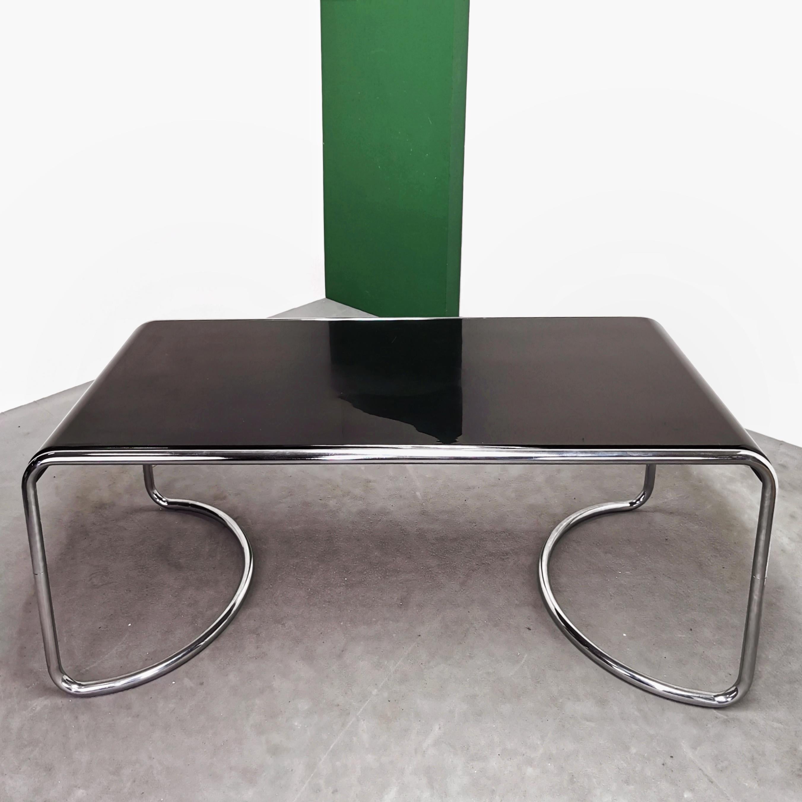 Febo desk or dining table designed by G.Stoppino for Driade 1970 For Sale 1