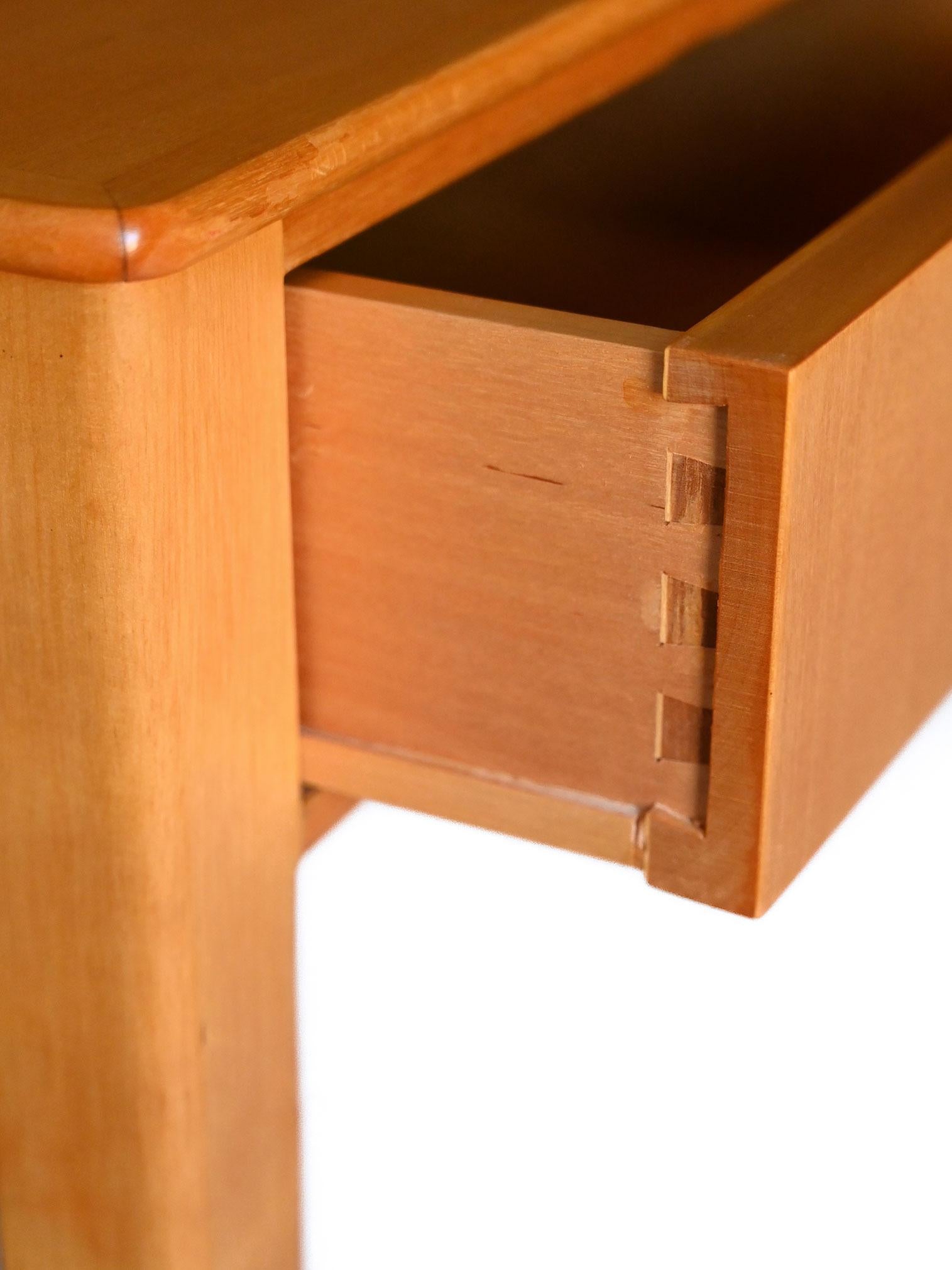 Schwedischer Schreibtisch aus leichter Birke von Carl Malmsten für Åfors, 1940er Jahre im Angebot 2