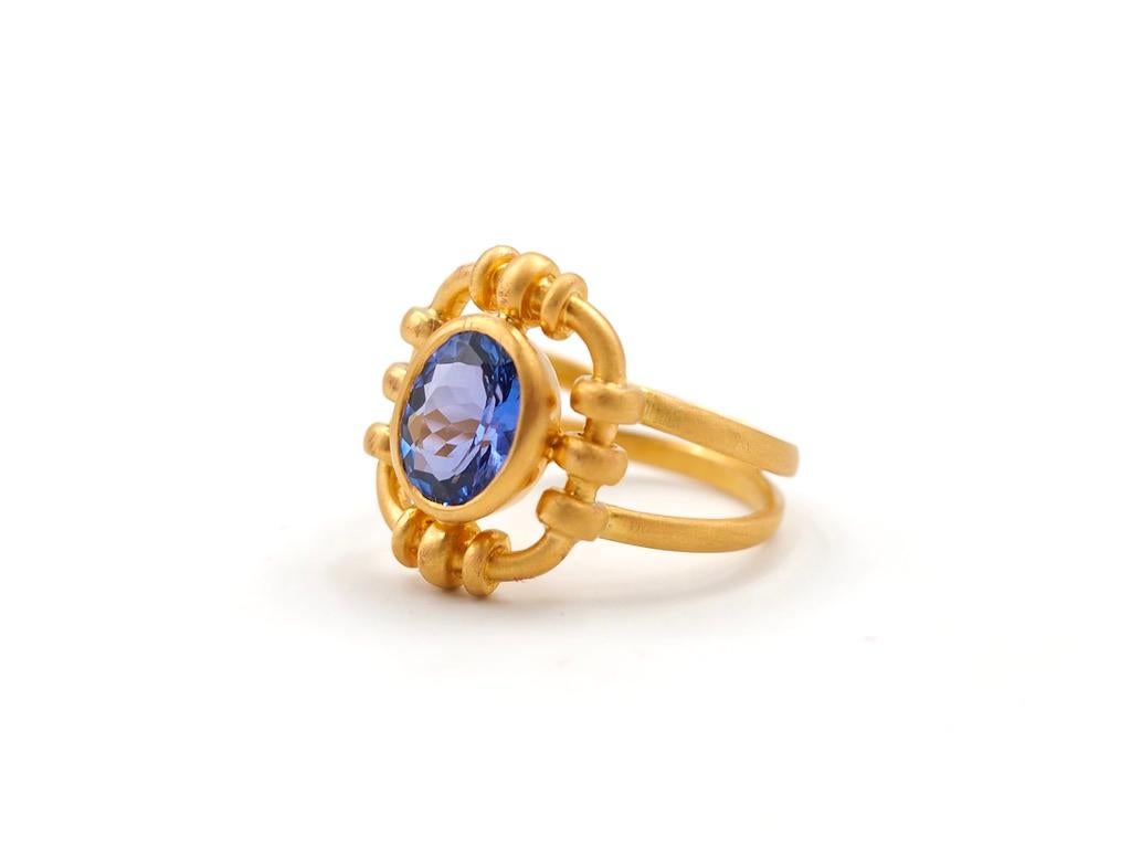 Oval Cut Scrives 2.15 Carat Tanzanite Deep Blue 22 Karat Gold Coktail Handmade Ring