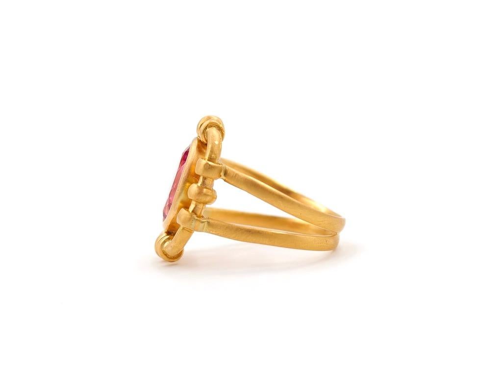 Contemporary Scrives 2.83 Carat Hot Pink Oval Tourmaline 22 Karat Gold Cocktail Handmade Ring For Sale