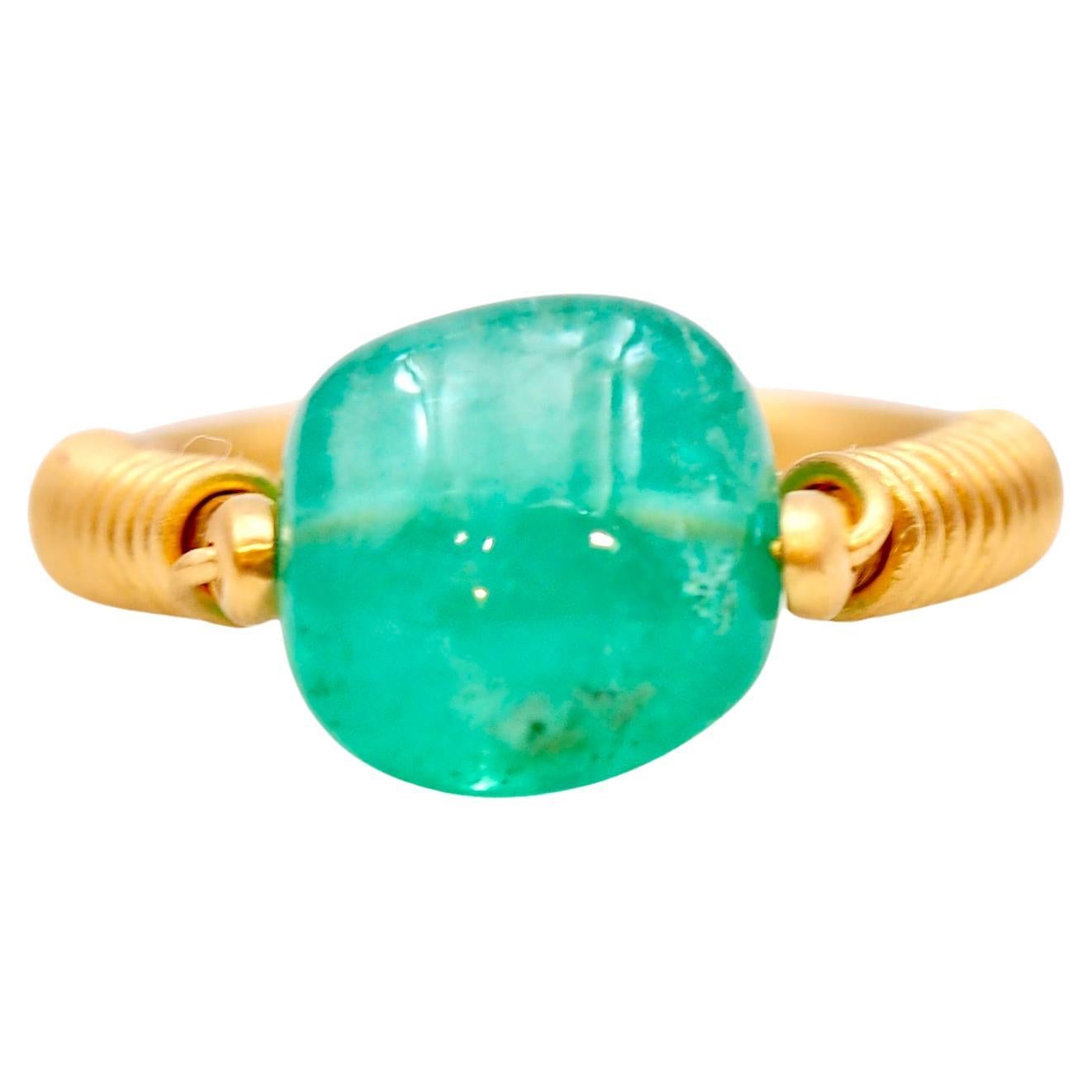 Scrives 6.09 Carat Emerald Colombian Tumble Swivel 22 Karat Gold Cocktail Ring For Sale 9