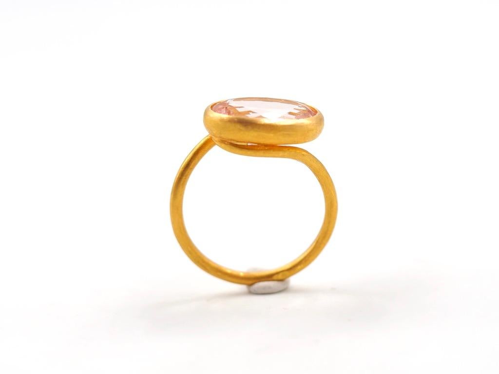 22 Karat Gold Cocktailring mit Schrauben 6.2 Karat Morganit und rosa Beryll, handgefertigt im Angebot 5