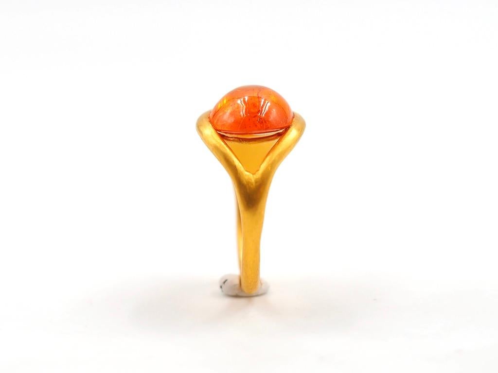 Scrives 7.18 Carat Orange Mandarine Garnet Cabochon 22 Karat Gold Handmade Ring 4