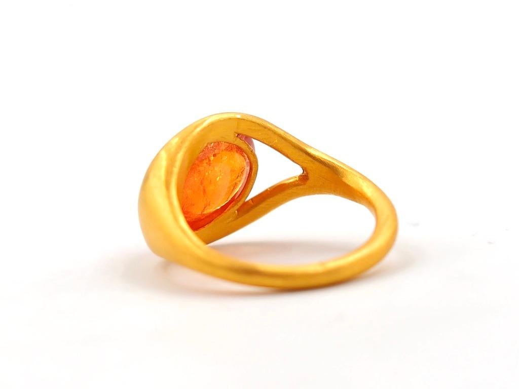 Women's or Men's Scrives 7.18 Carat Orange Mandarine Garnet Cabochon 22 Karat Gold Handmade Ring