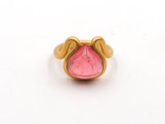 Scrives 7.3 Karat Rosa Turmalin-Cabochon in 22 Karat Gold Handgefertigter Ring