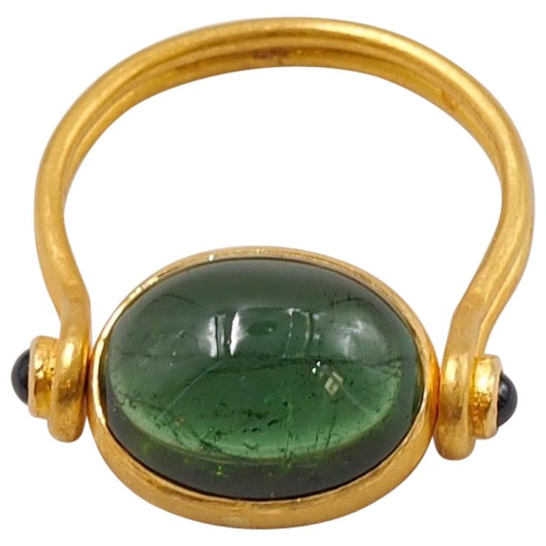 Scrives 7.35 Carat Green Tourmaline and Sapphire Cabochons 22 Karat Gold Ring