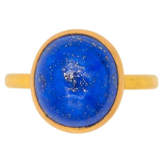 Scrives 7.98 Carat Lapis Lazuli Cabochon 22 Karat Gold Handmade Hammered Ring For Sale