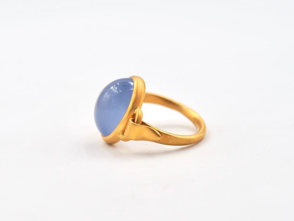 Scrives 8.18 Carat Blue Chalcedony Cabochon 22 Karat Gold Handmade Cocktail Ring 1