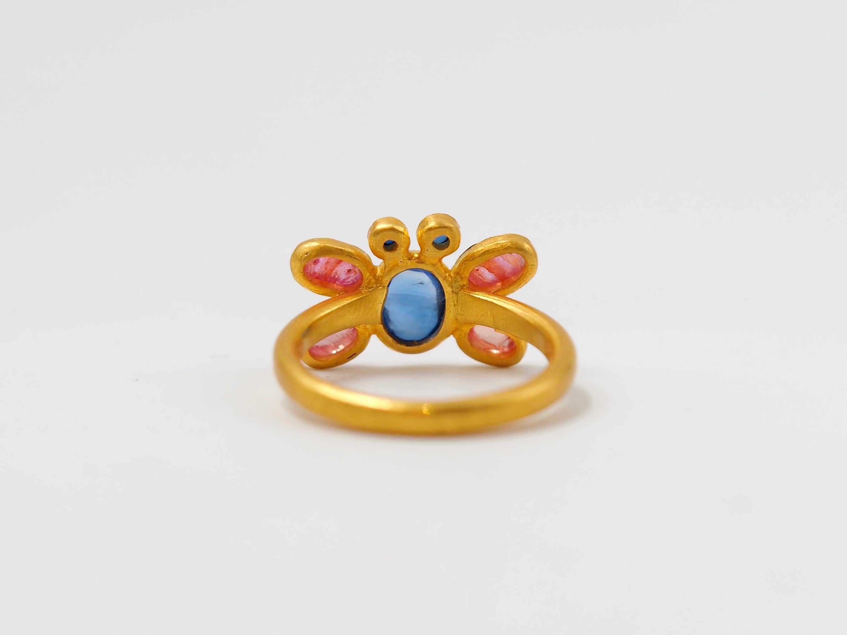 Women's Scrives Butterfly Multicolour Sapphire Cabochon 22 Karat Gold Ring