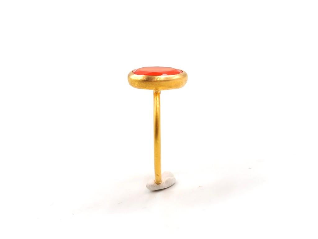 Scrives Cornaline Orange Chalcedony Irregular Shape 22 Karat Gold Handmade Ring For Sale 5