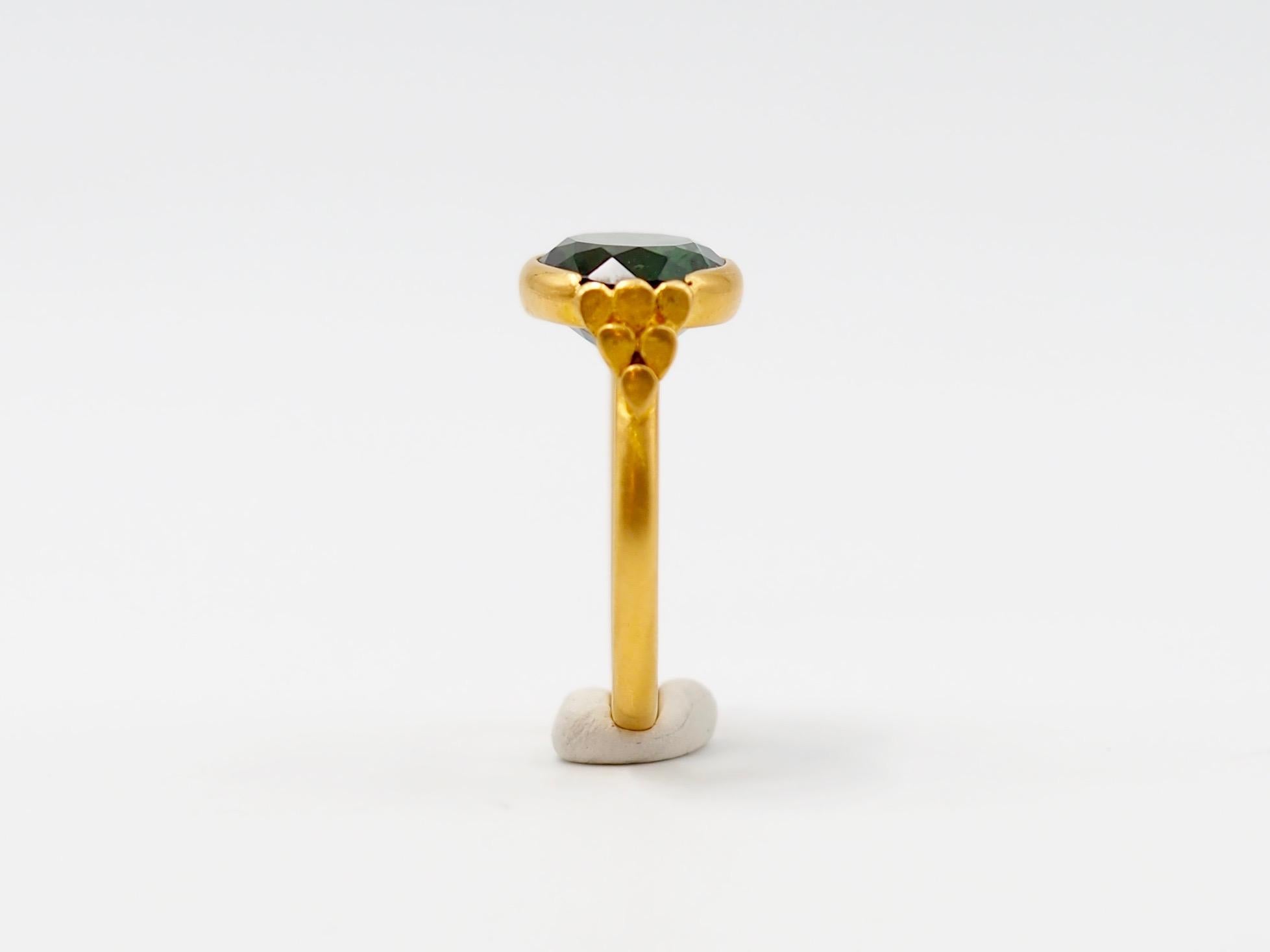 Scrives Green Tourmalines 22 Karat Gold Ring In New Condition In Paris, Paris