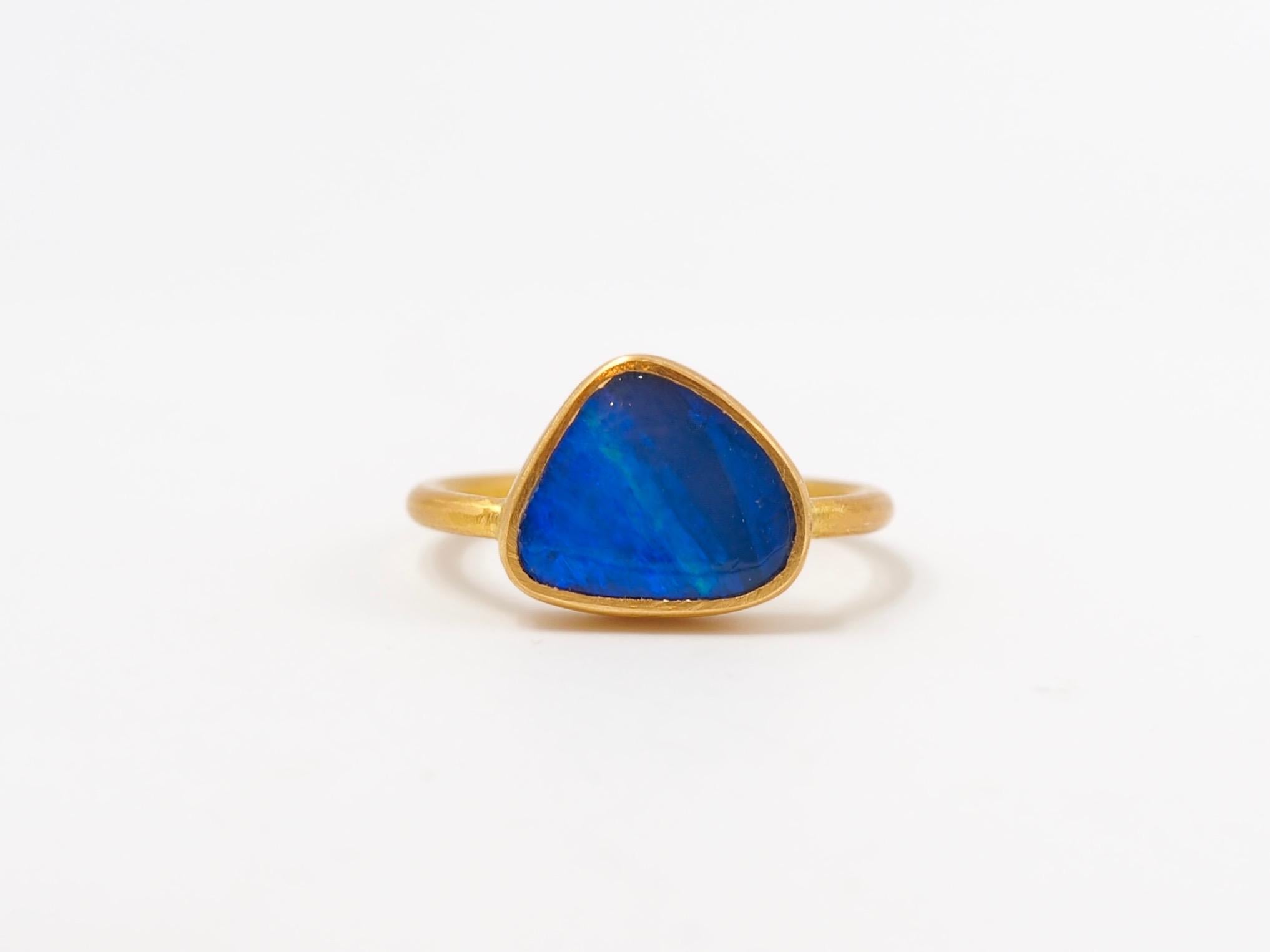 Tumbled Scrives Irregular Blue Green Opal Cabochon 22 Karat Gold Ring
