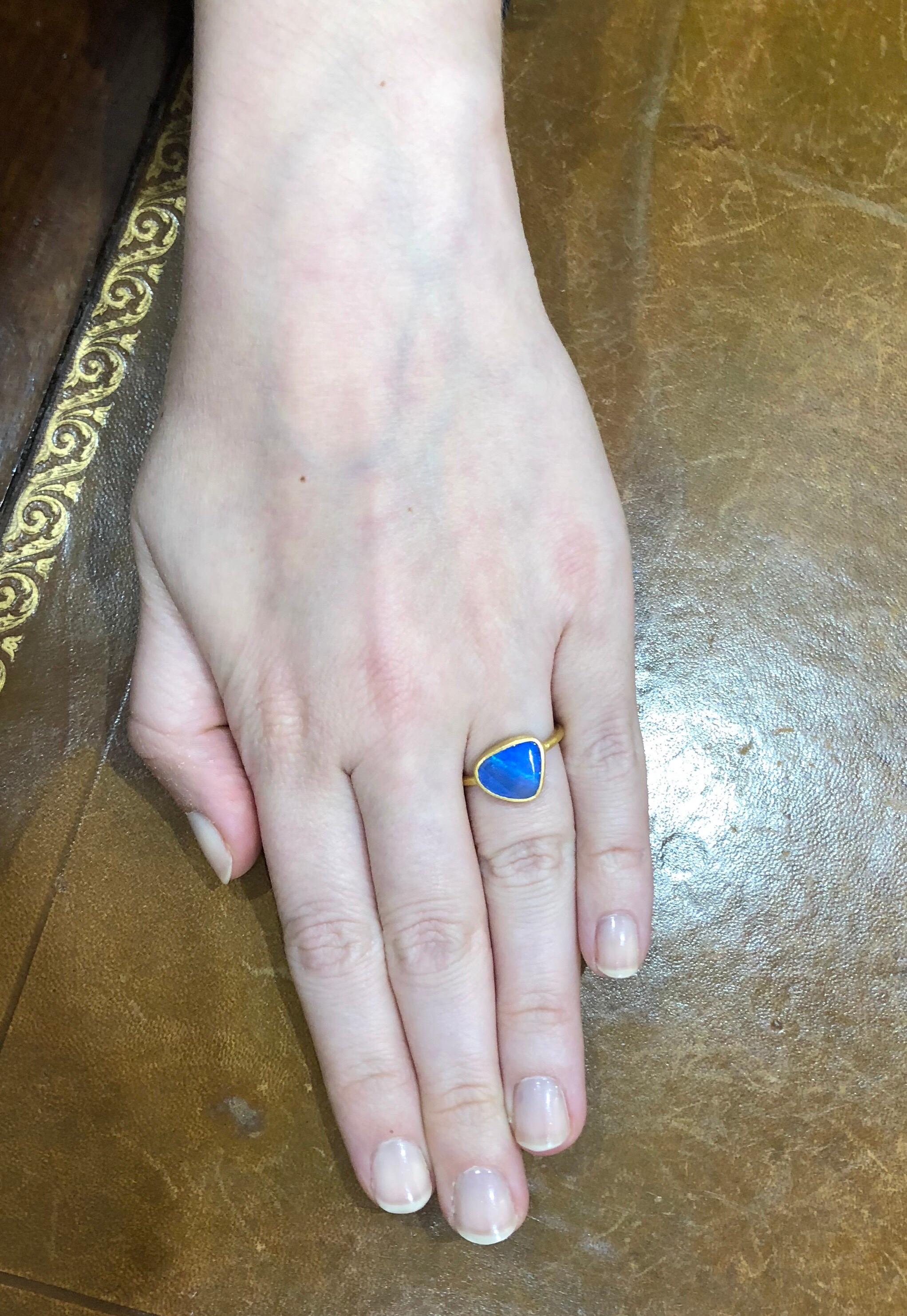 Women's Scrives Irregular Blue Green Opal Cabochon 22 Karat Gold Ring