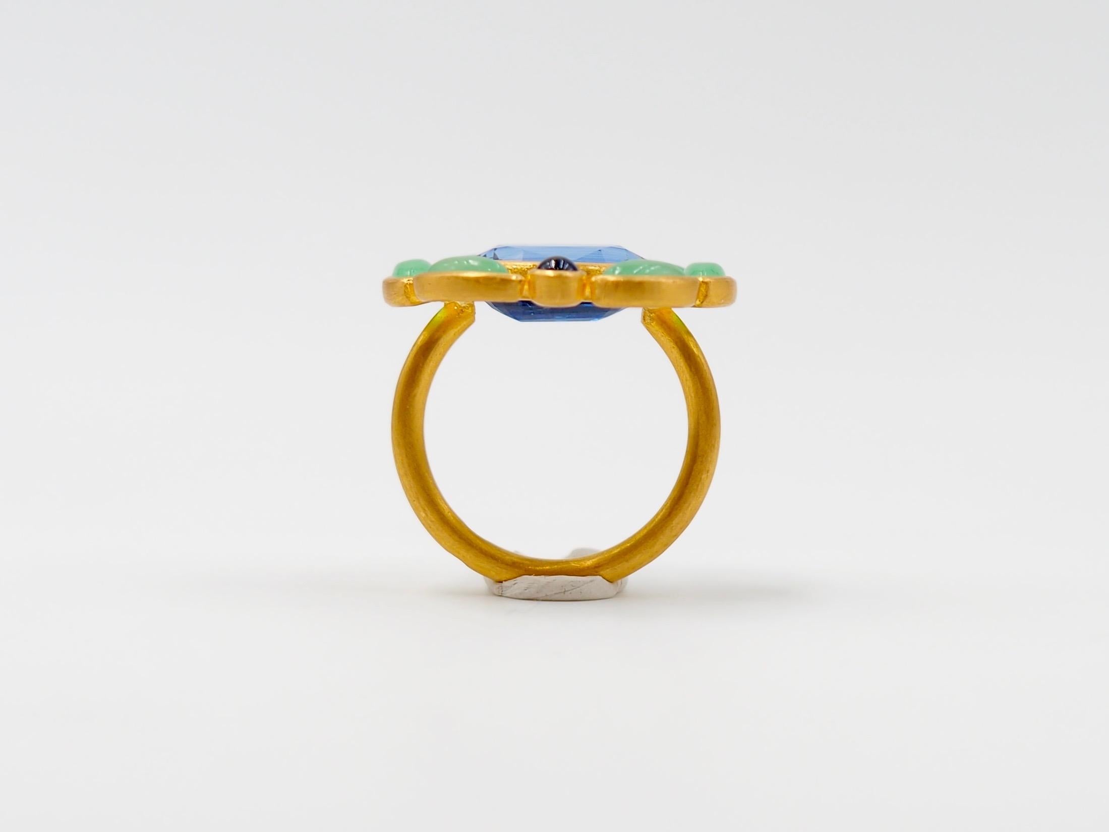 Contemporary Scrives Kyanite Chrysoprase Sapphire Cabochon 22 Kt Gold Cocktail Handmade Ring