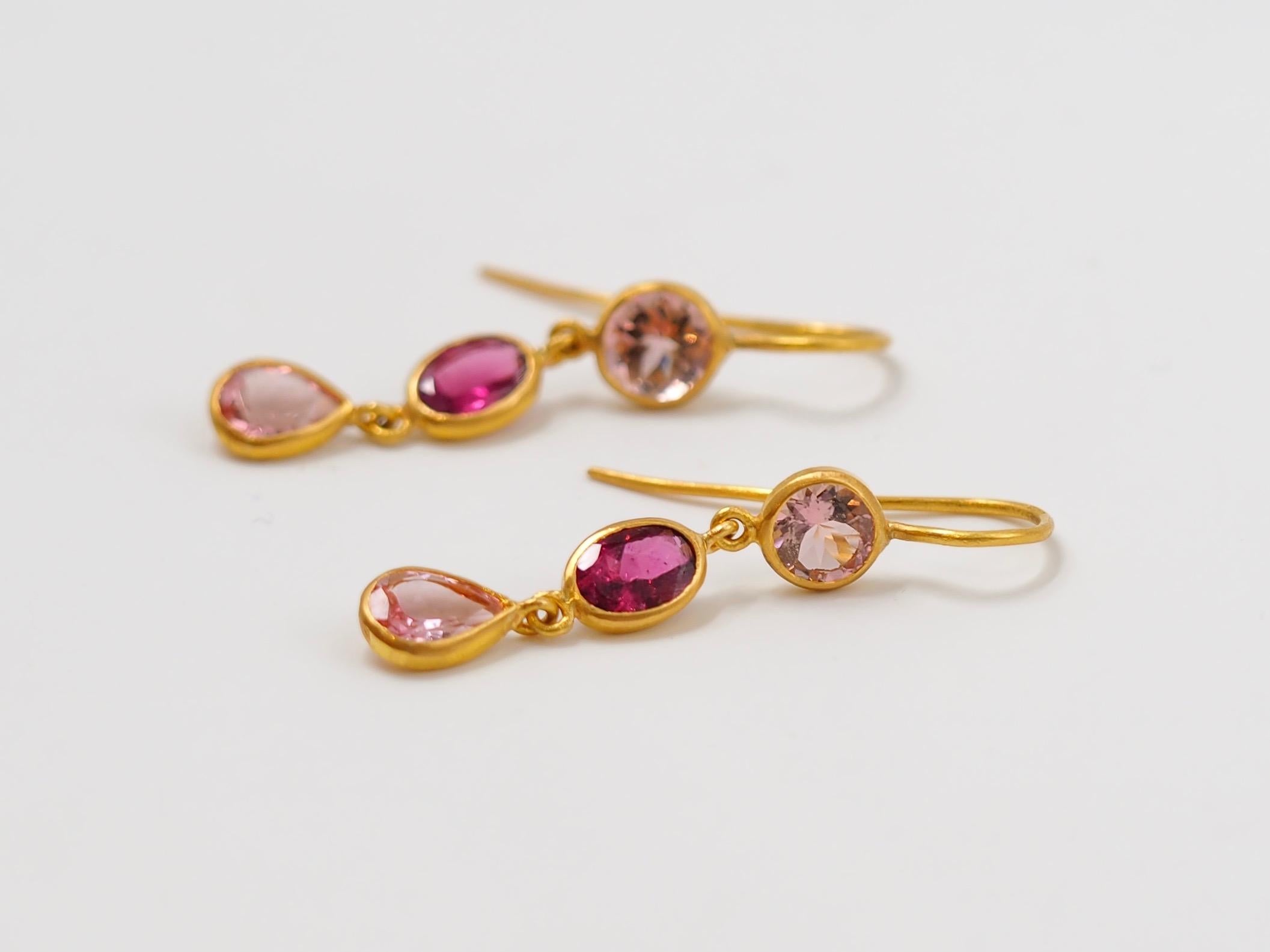Pear Cut Scrives Light and Purple Pink Tourmaline 22 karat Gold Earrings