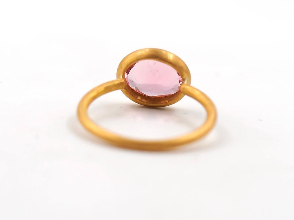 Women's or Men's Scrives Pink Tourmaline Faceted Oval 22 Karat Gold Cluster Handmade Ring