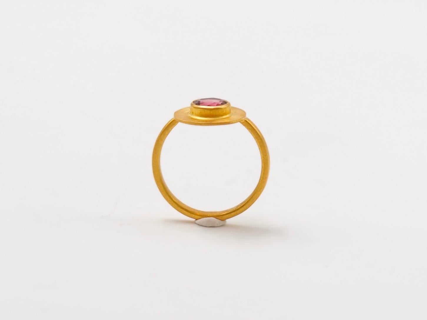 Round Cut Scrives Pink Tourmaline Sun Disk 22 Karat Gold Cocktail Handmade Cluster Ring For Sale