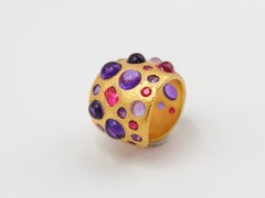 Scrives Spinello Ametista Cuscino Cabochons Oro 22 Carati Martellato Anello Fatto a Mano
