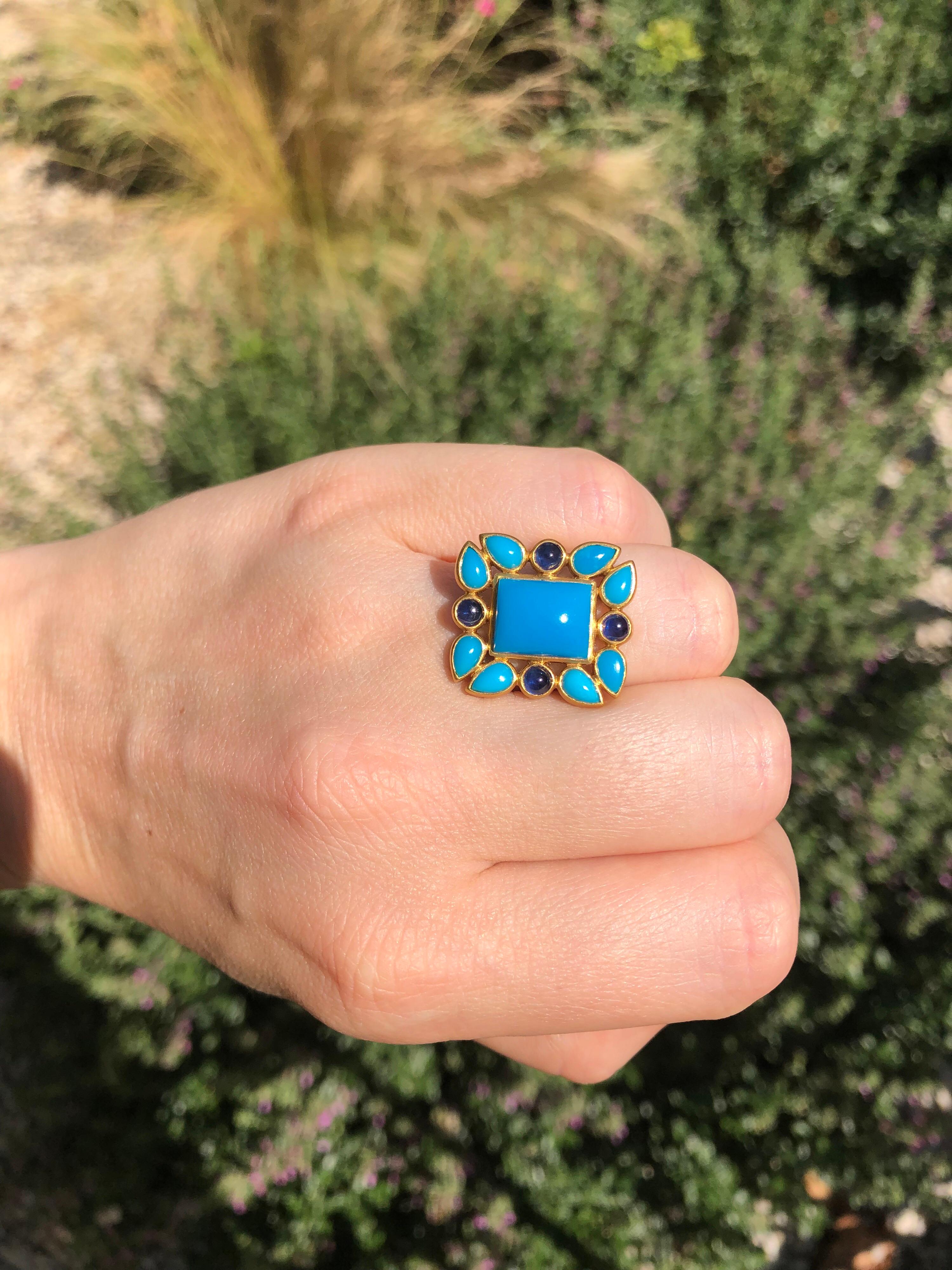 Scrives Turquoises Blue Sapphires 22 Karat Gold Ring In New Condition In Paris, Paris