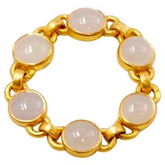 Scrives White Jade Cabochon 22 Karat Gold Chain Ring