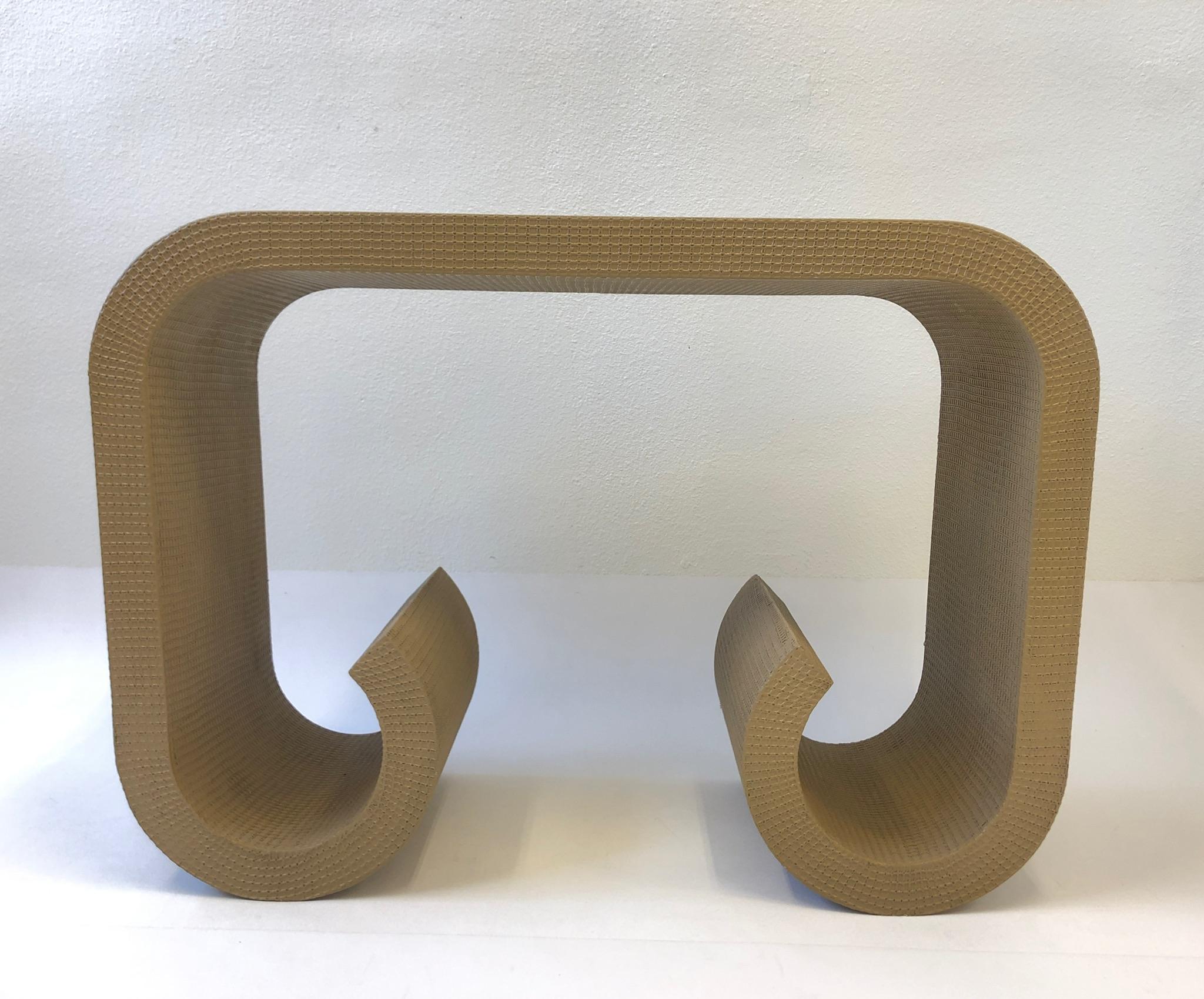 Fin du 20e siècle Table console à volutes à la manière de Karl Springer en vente