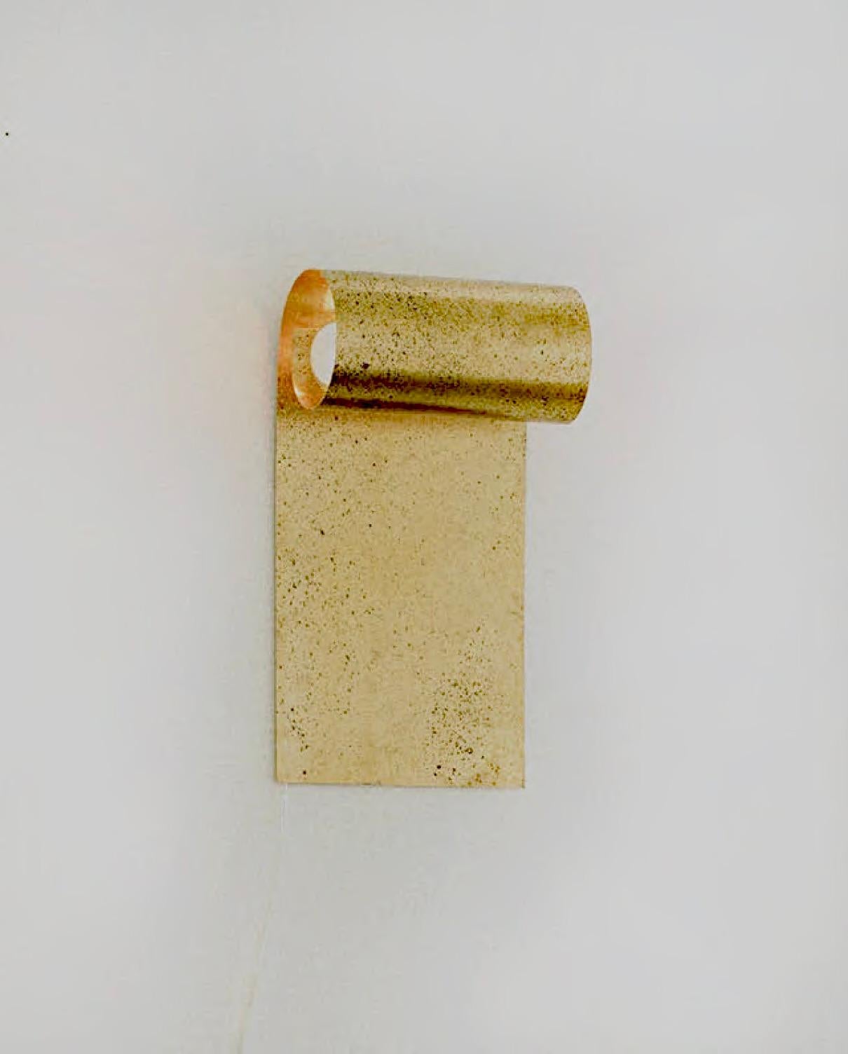 Scroll Wall Sconce

Dimensions: 10.5